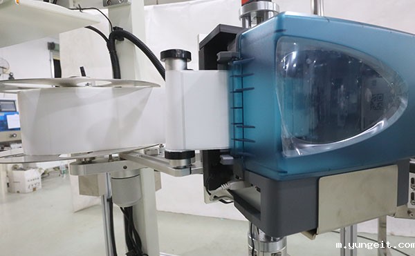 吸贴贴标机器,贴标机器,全自动贴标机