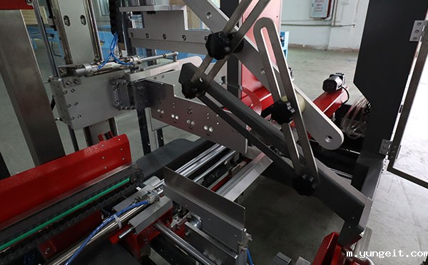 一字型全自动封箱机,封箱机,封箱包装机生产厂家